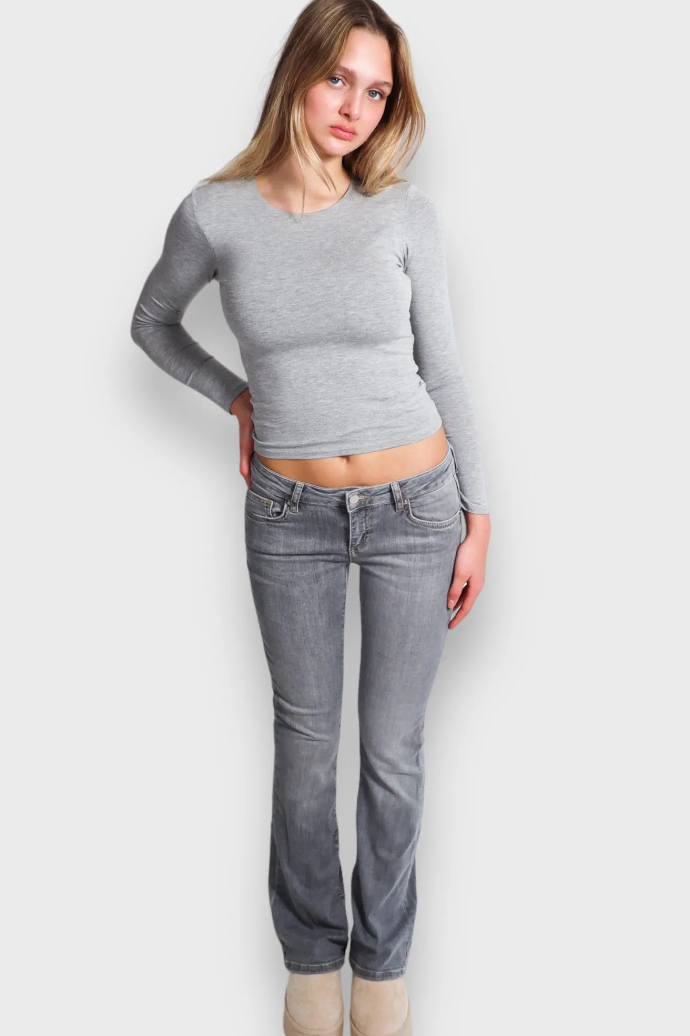 Meet Me There Trousers|Flared Low Waist Jeans Gray