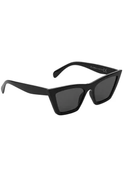 Meet Me There Sunglasses|Hailey Sunglasses Black